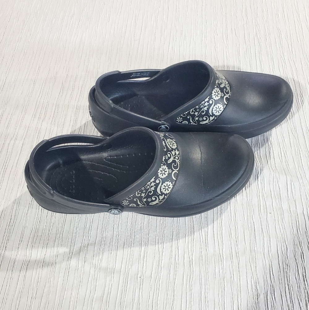 Crocs Slip-ons